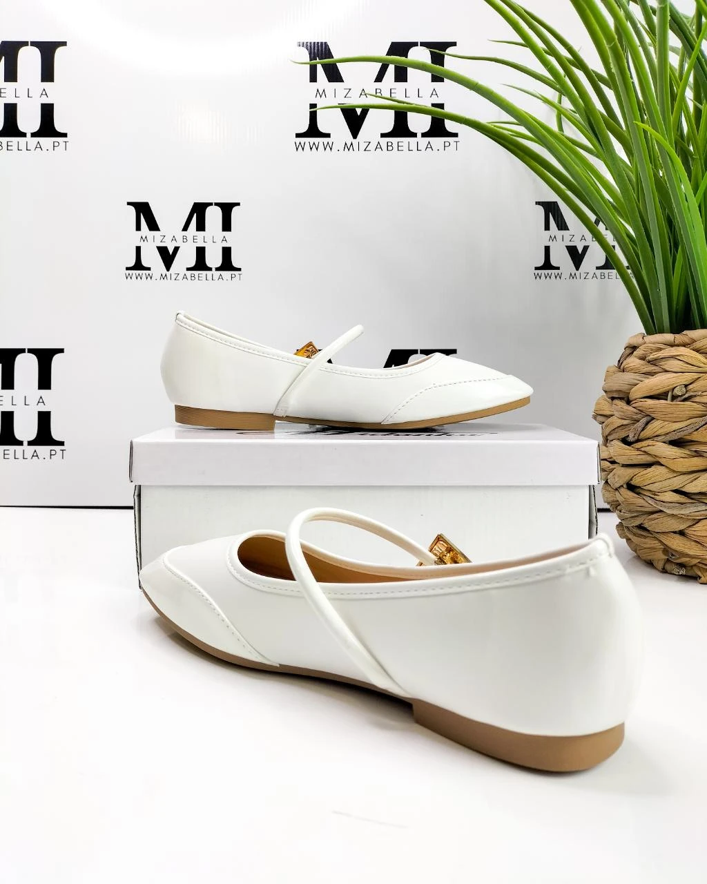 White Sabrinas Size 38 – photo 7